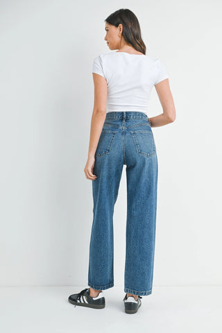 RELAXED 90s STRAIGHT DENIM