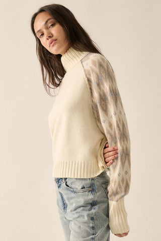 GEO PRINT KNIT SWEATER