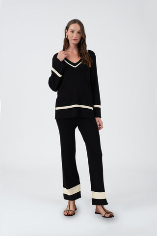 BLACK CONTRAST TRIM SWEATER