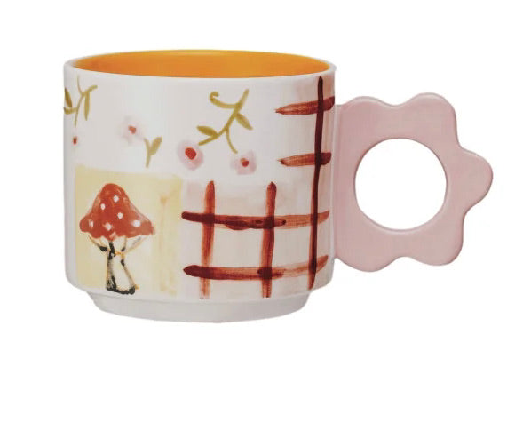 MUG WITH FLOWER SHAPE HANDLE