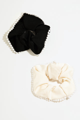 PEARL SCRUNCHIE